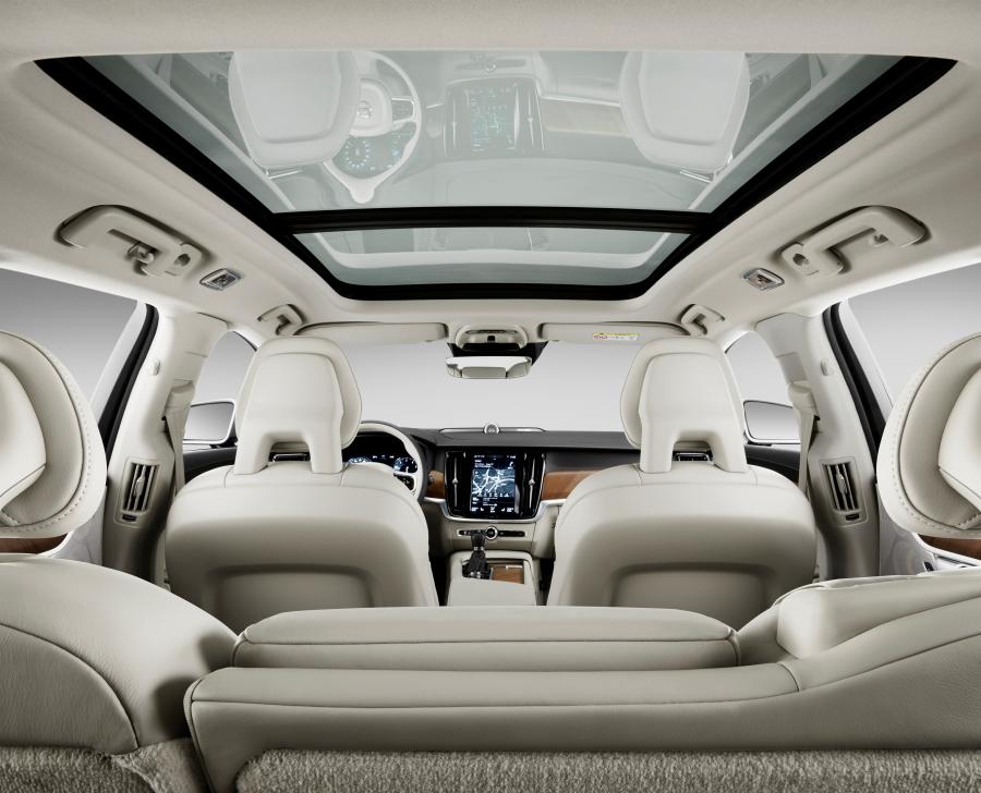  Volvo V90 T6 Inscription 2016 года  (фото 25 из 49)